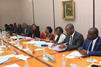 Troisi&egrave;me r&eacute;union d&rsquo;information des ministres membres du Groupe Consultatif du CNPC-MCC